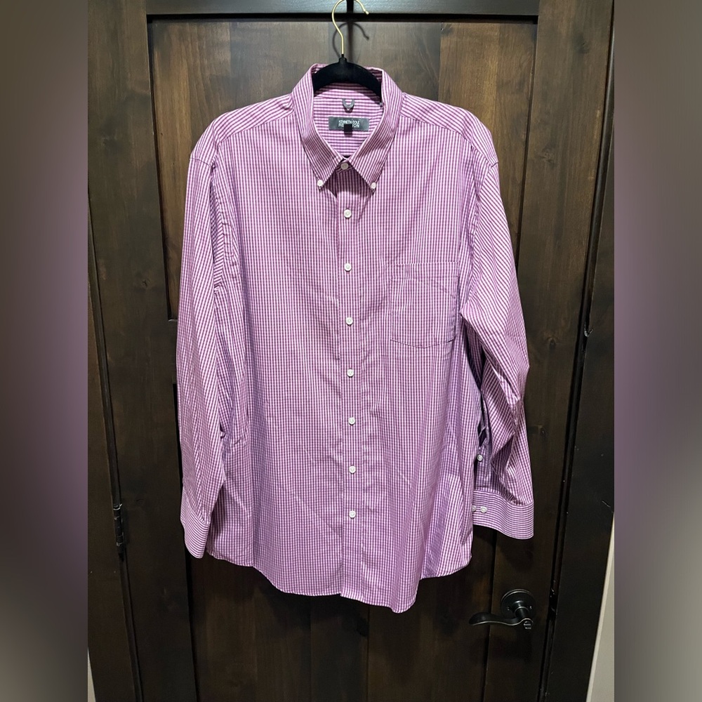Kenneth Cole Reaction men’s work shirt 100% Cotton button up collar purple check